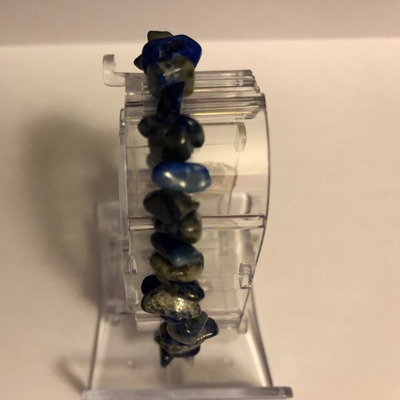 Natural Chip Stones Stretch Bracelet - Picture 4 of 4